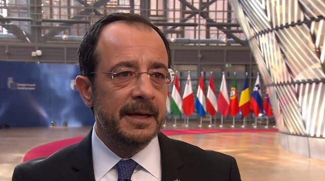 Cyprus' intention to discuss UK bases acknowledged by European Council - BBC